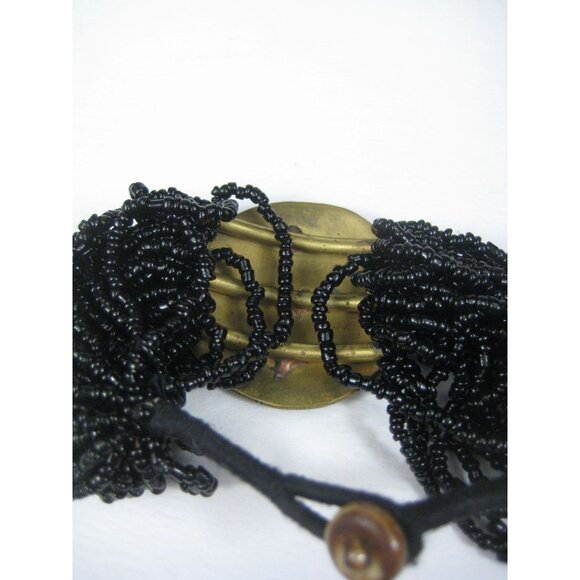 Black Beaded Bracelet Round Brass Spiral Button Closure Boho Hippie Glass - Picture 8 of 9